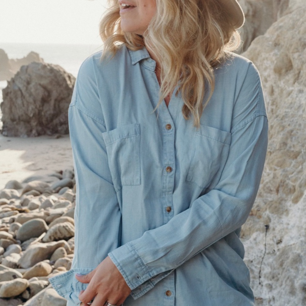 CJLA Ari Chambray Top, Light